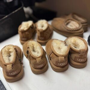 UGG Kids Chestnut Suede Shearling Slip-On Booties